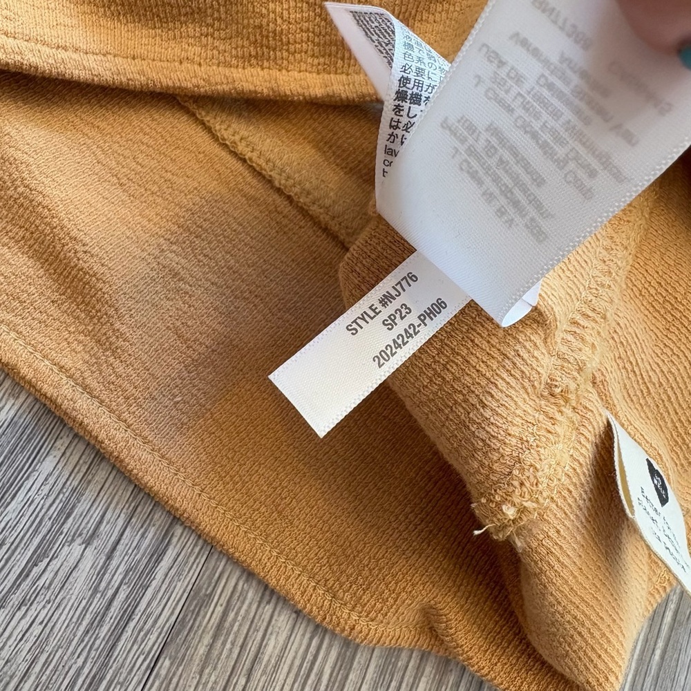 Madewell Cutout Knot-Front Crop Tank Top Size M - Picture 6 of 8